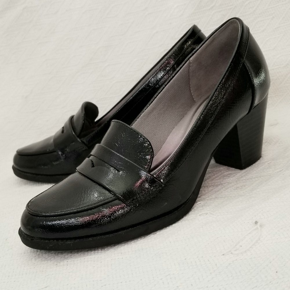 Life Stride Velocity Patent Loafer Size 6.5